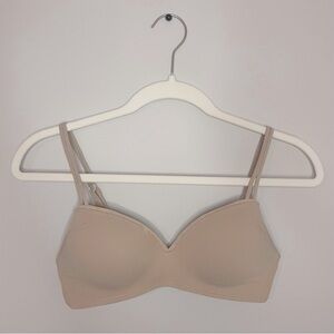 aerie Tan Seamless Bra with Adjustable Straps for Everyday Comfort